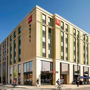 Hotell Ibis Station ***